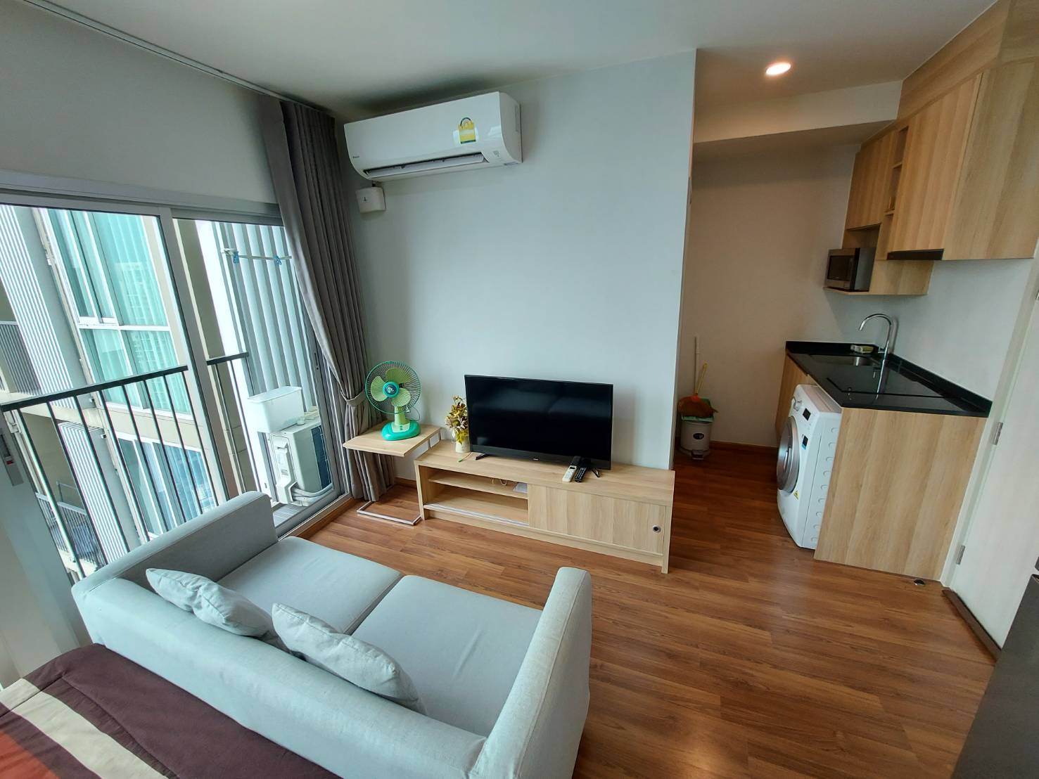 Noble Revolve Ratchada 2