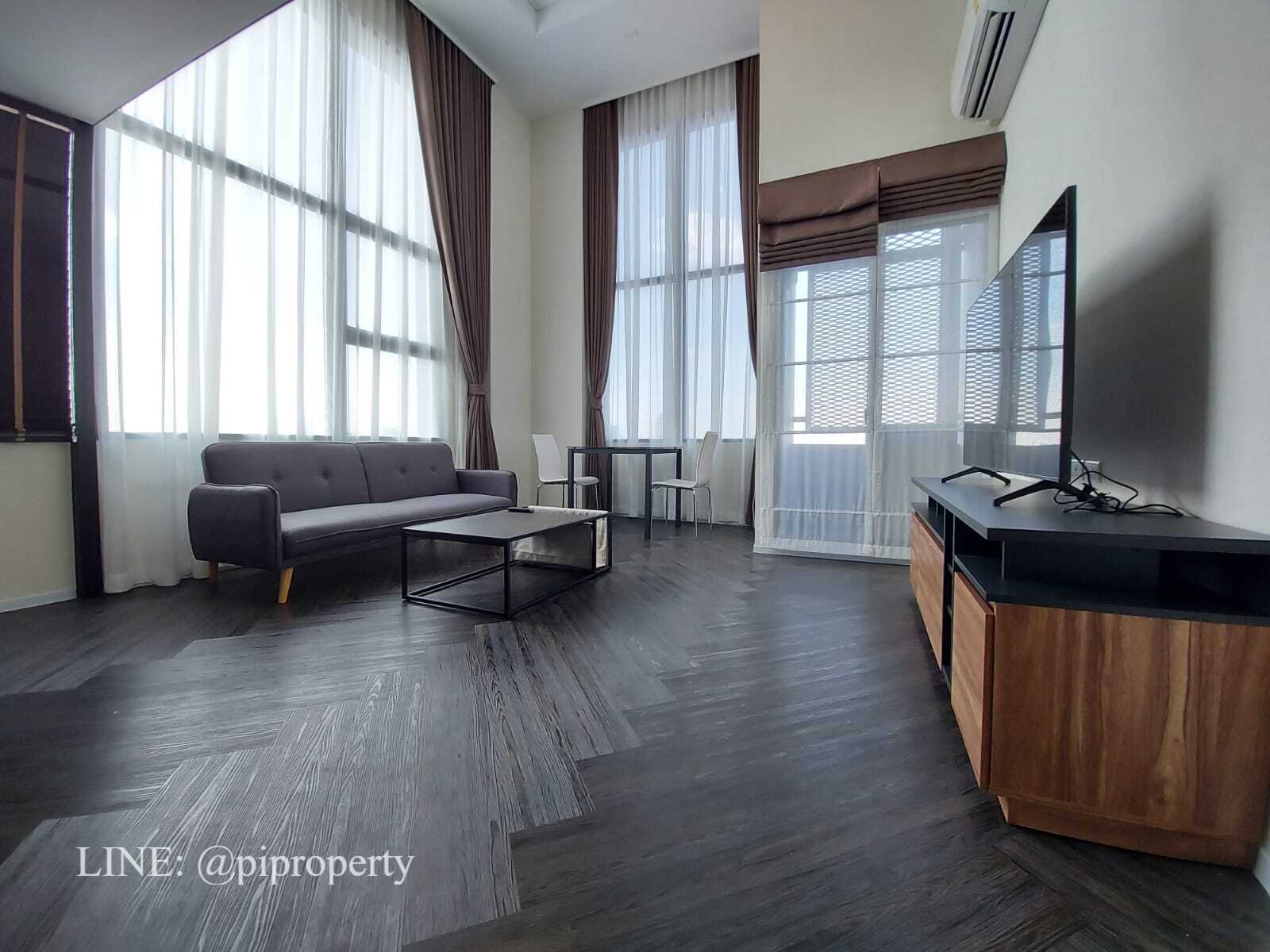 Siamese Sukhumvit 48 (Ramada Plaza by Wyndham)